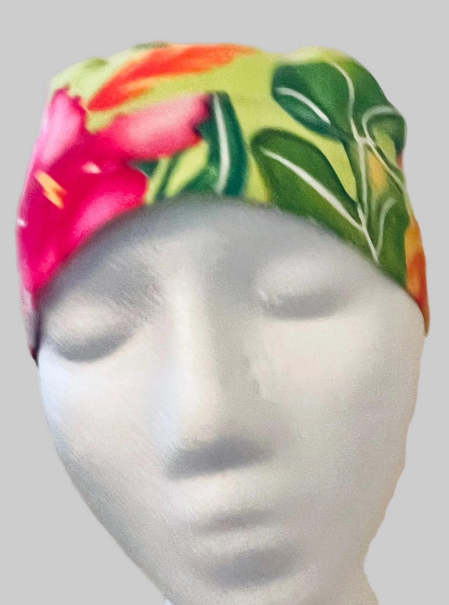 Hawaiian Hibiscus Ponytail Scrub Cap – Tropical Floral Surgical Hat for Long Hair Nurses