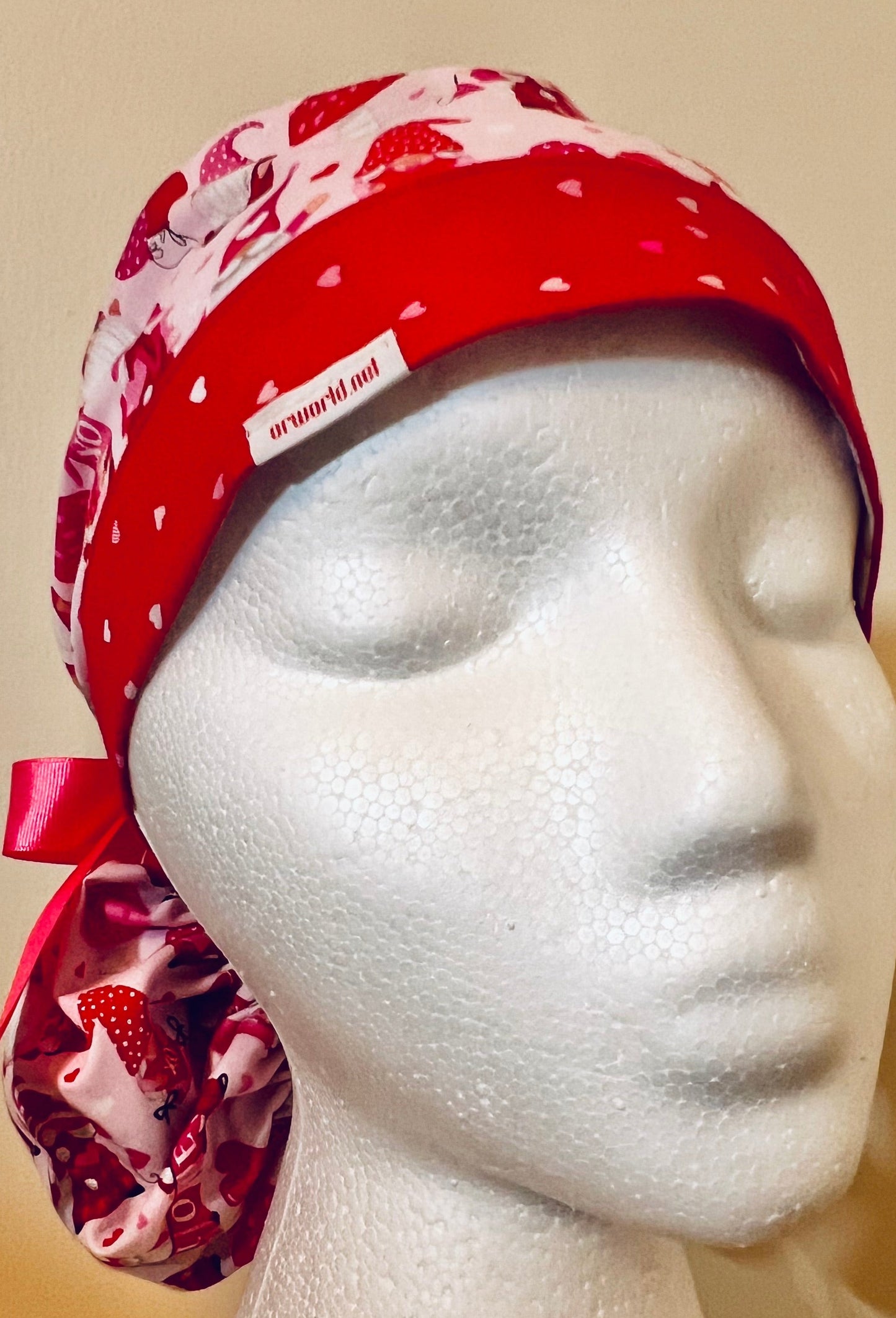 Ponytail-Valentine Gnomes