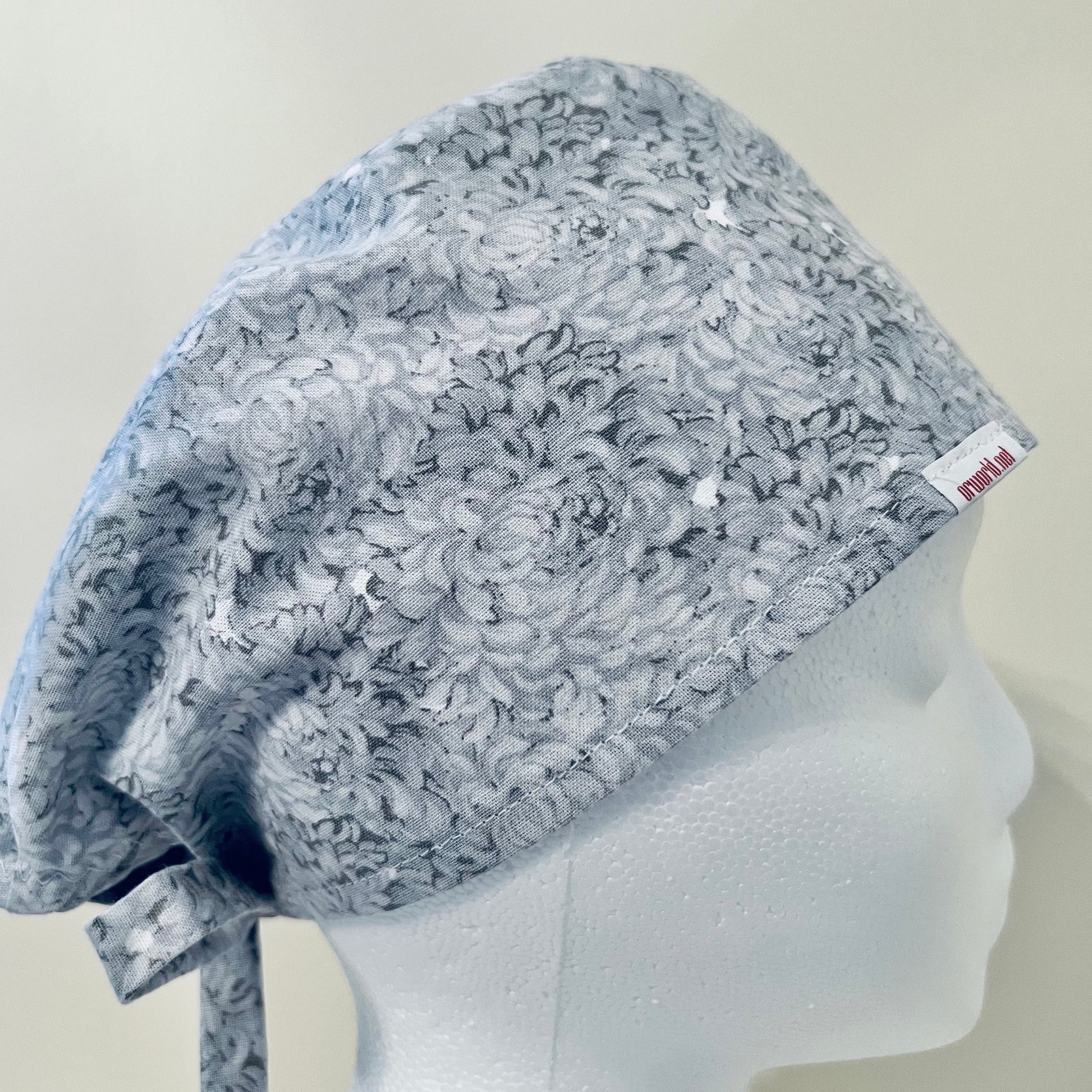 Scrub Cap-Light Grey Petals