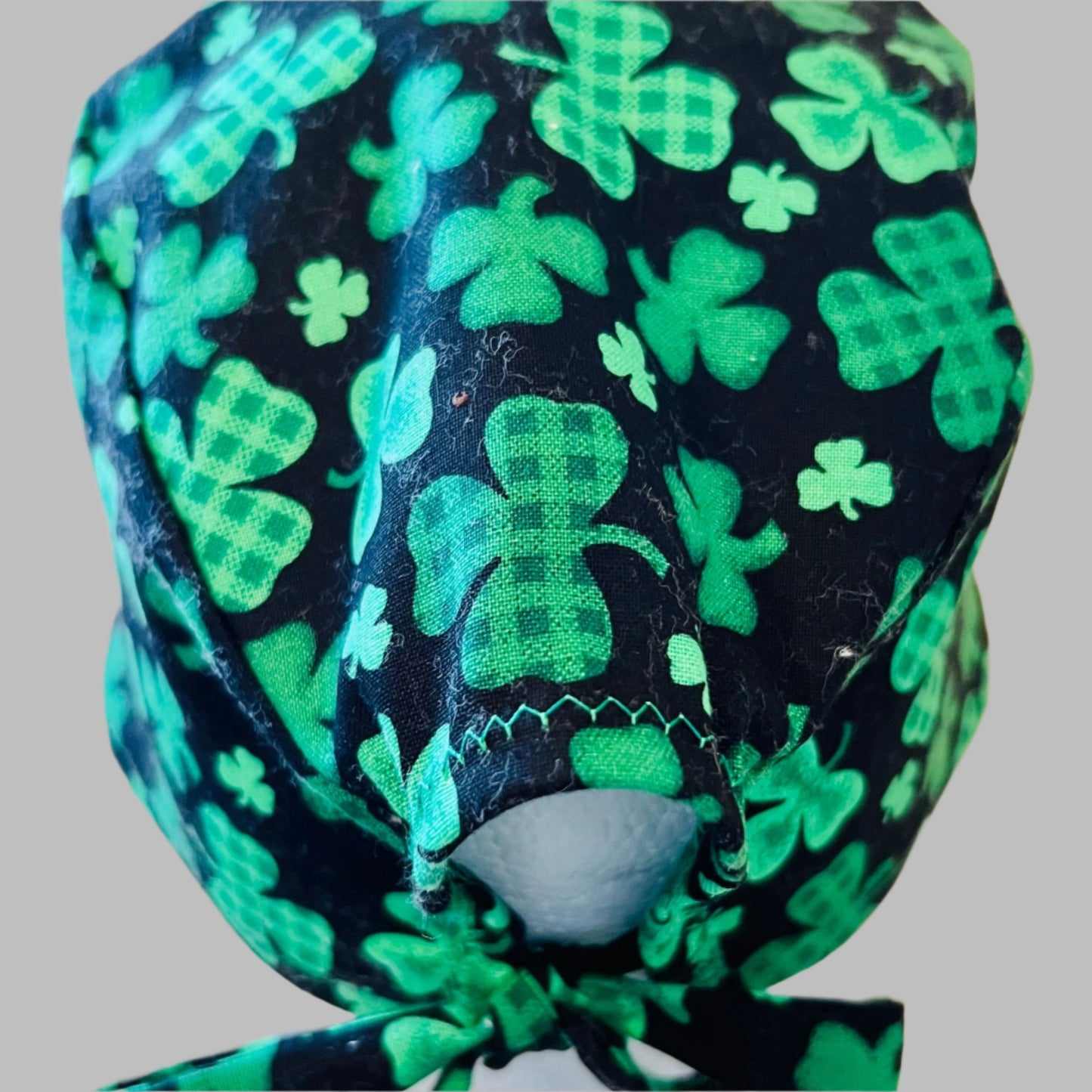 Scrub Cap-St. Patricks-Green Clovers
