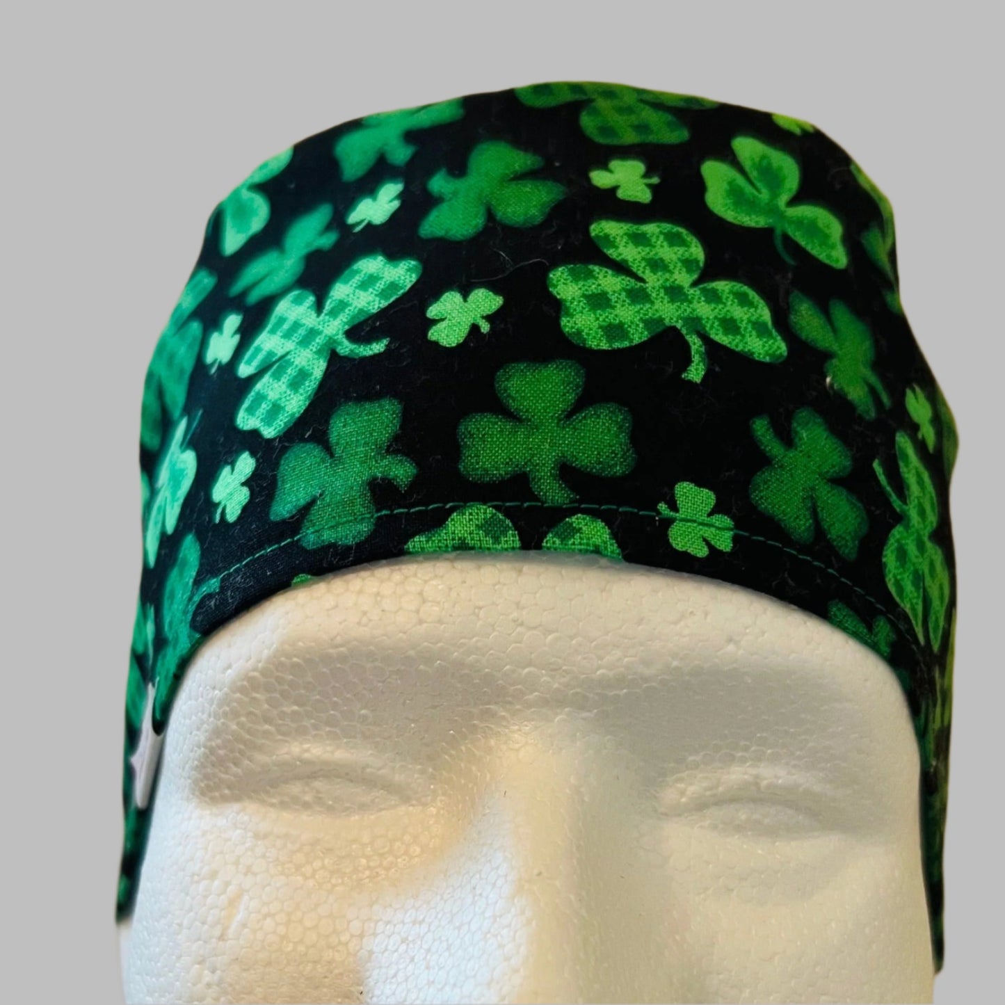 Scrub Cap-St. Patricks-Green Clovers