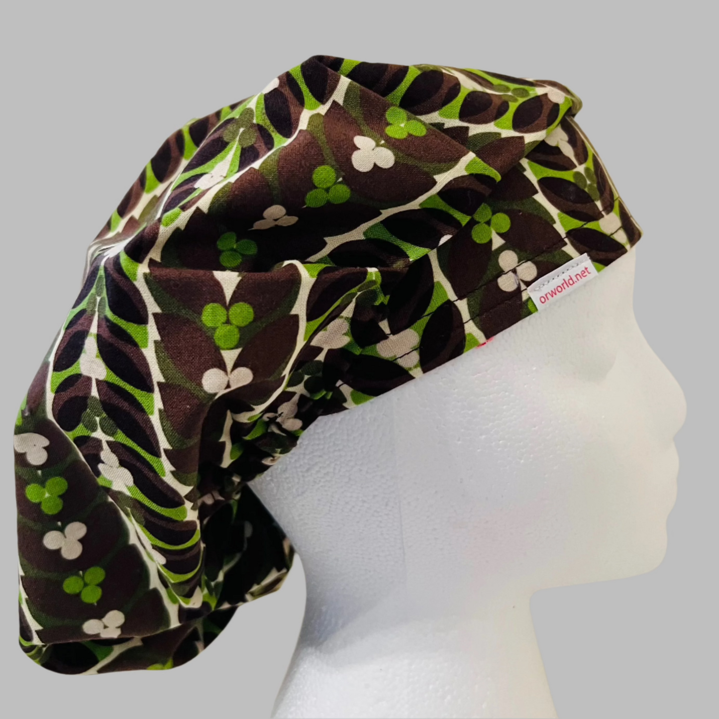 Bouffant-Christmas-Chocolate Mint
