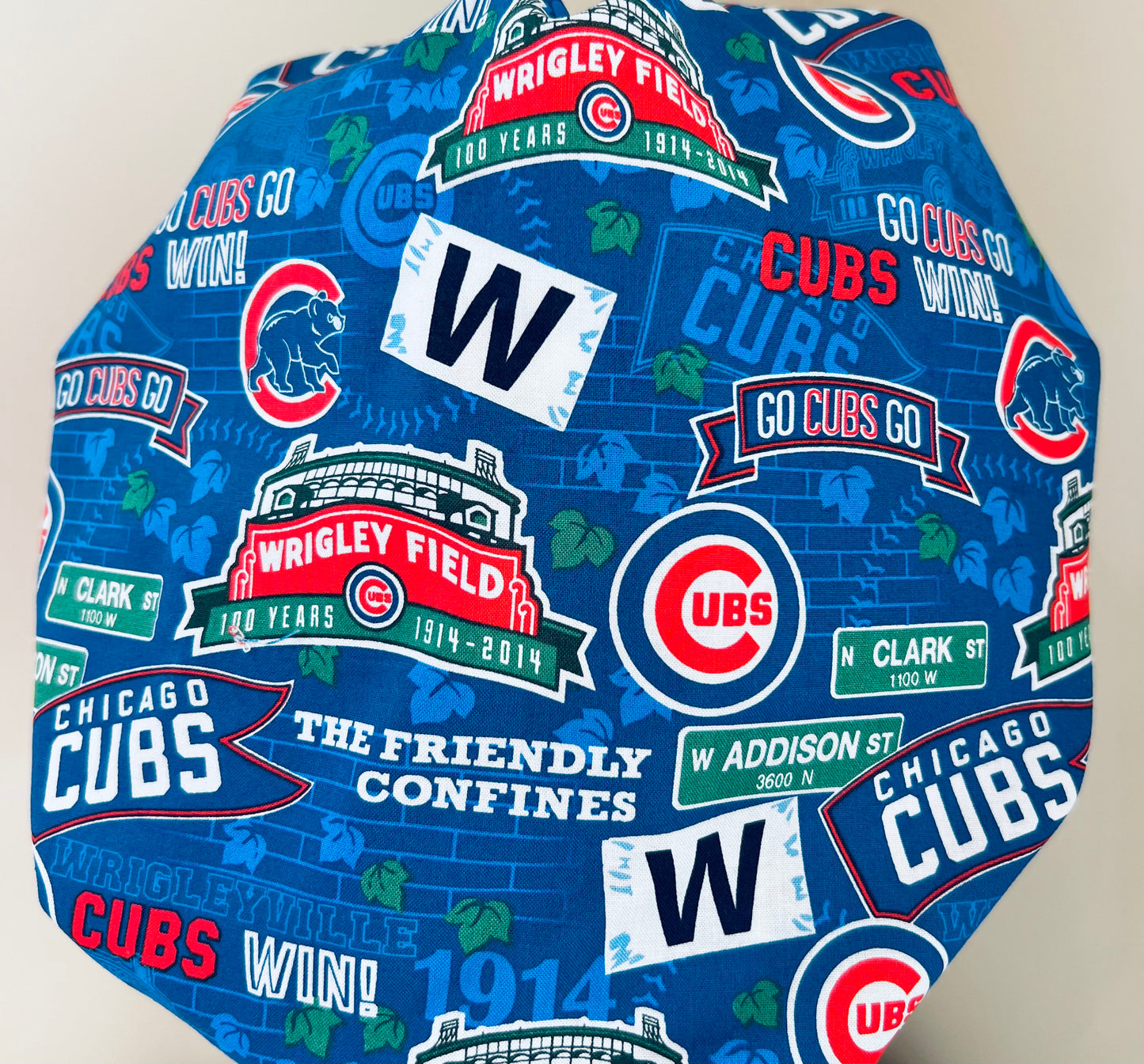 Bouffant-Chicago Cubs