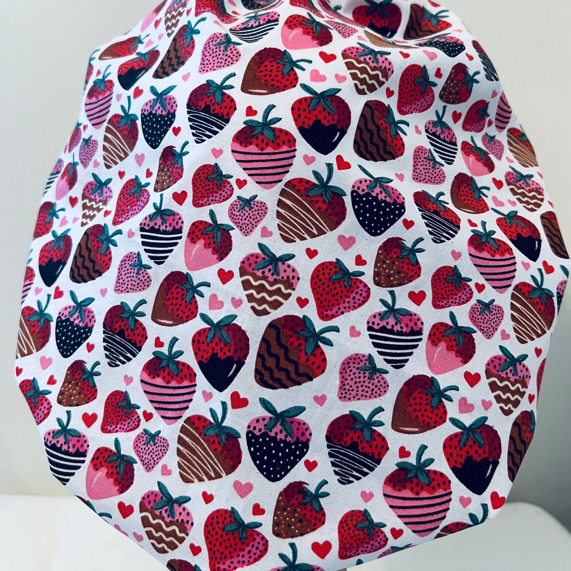Bouffant-Valentine-Strawberries dipped in chocolate
