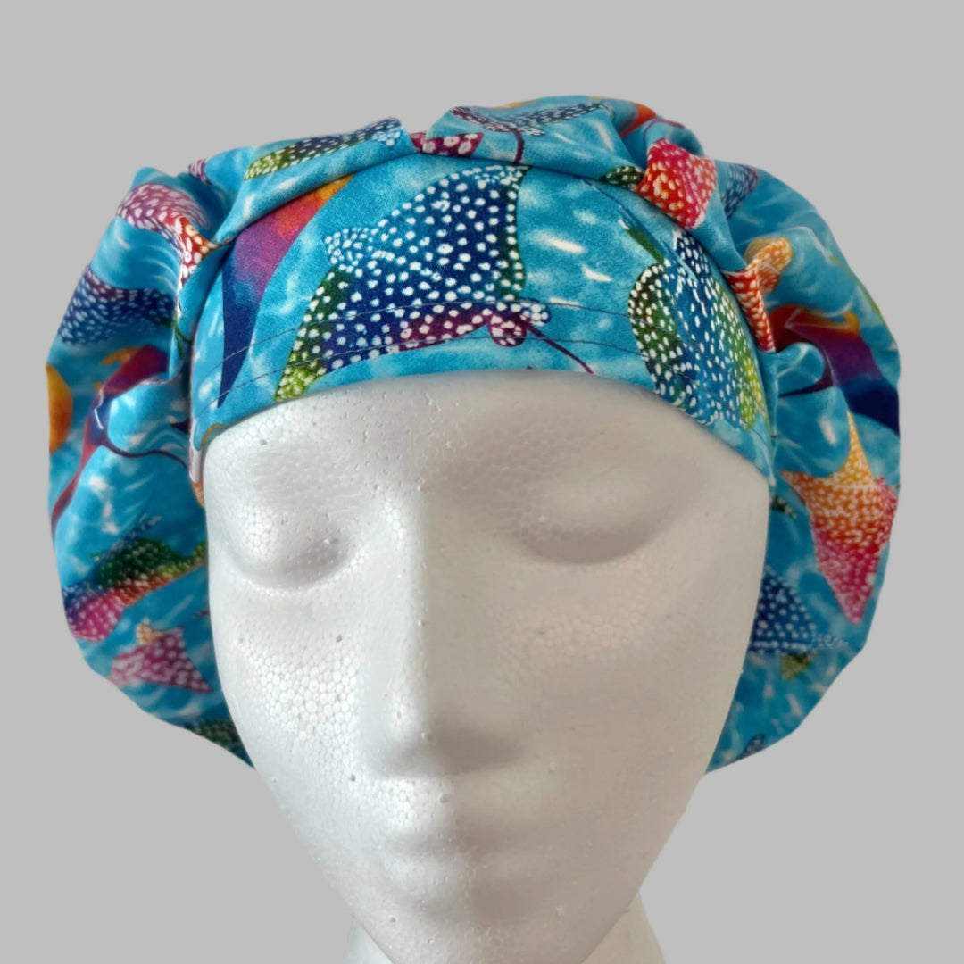 Colorful Manta Ray Bouffant Scrub Cap – Ocean Stingray Surgical Cap, Sea Life Nurse Hat, Underwater Marine Theme