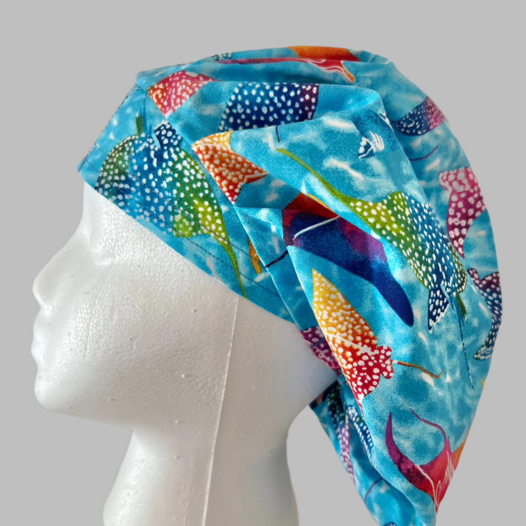 Colorful Manta Ray Bouffant Scrub Cap – Ocean Stingray Surgical Cap, Sea Life Nurse Hat, Underwater Marine Theme