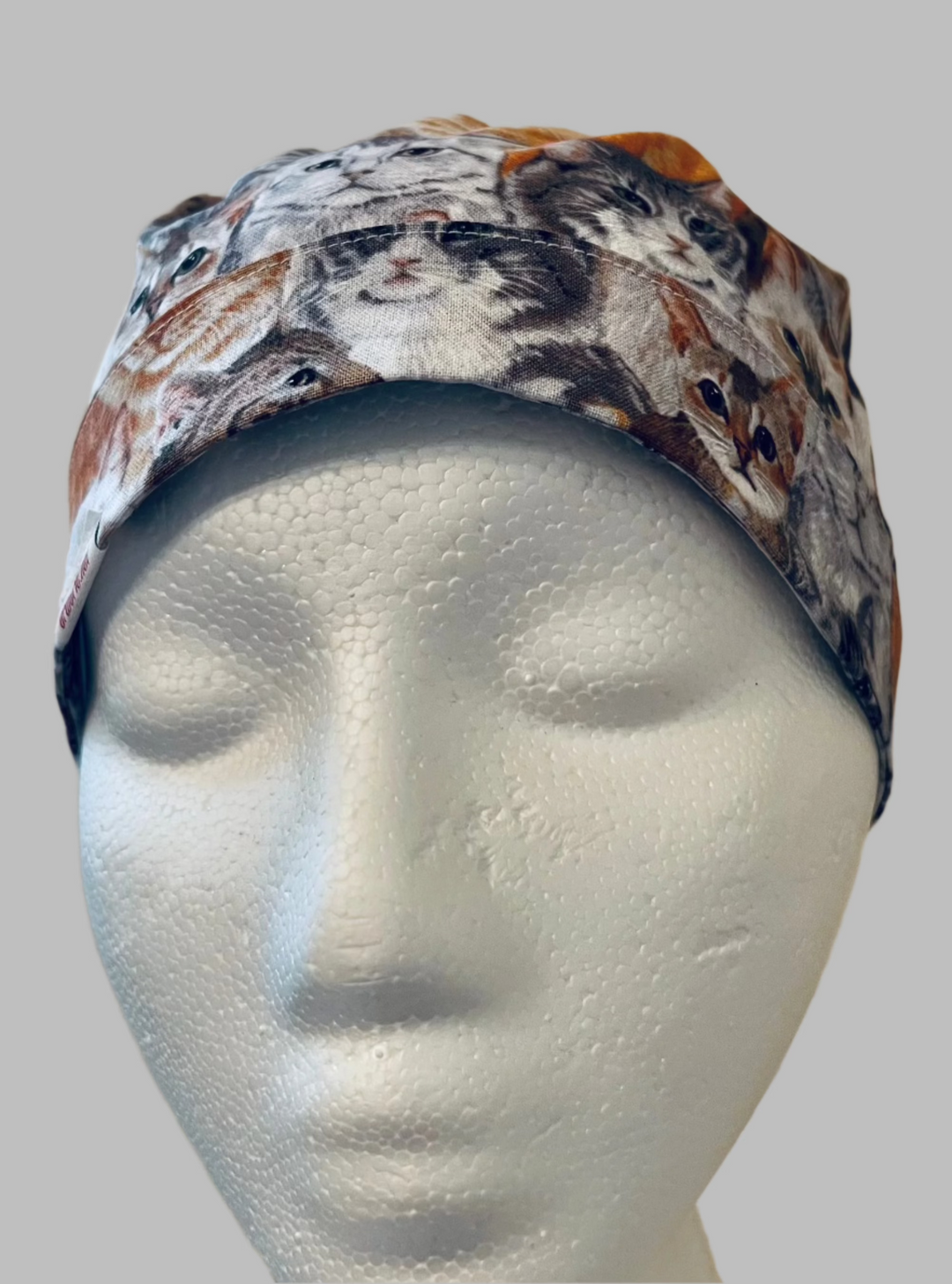 Ponytail Scrub Cap for Women Cat Lover Surgical Hat Cat Print Nurse Scrub Cap Feline Animal Scrub Cap Surgical Tech Veterinary Scrub Cap Long Hair Adjustable OR World Scrub Caps