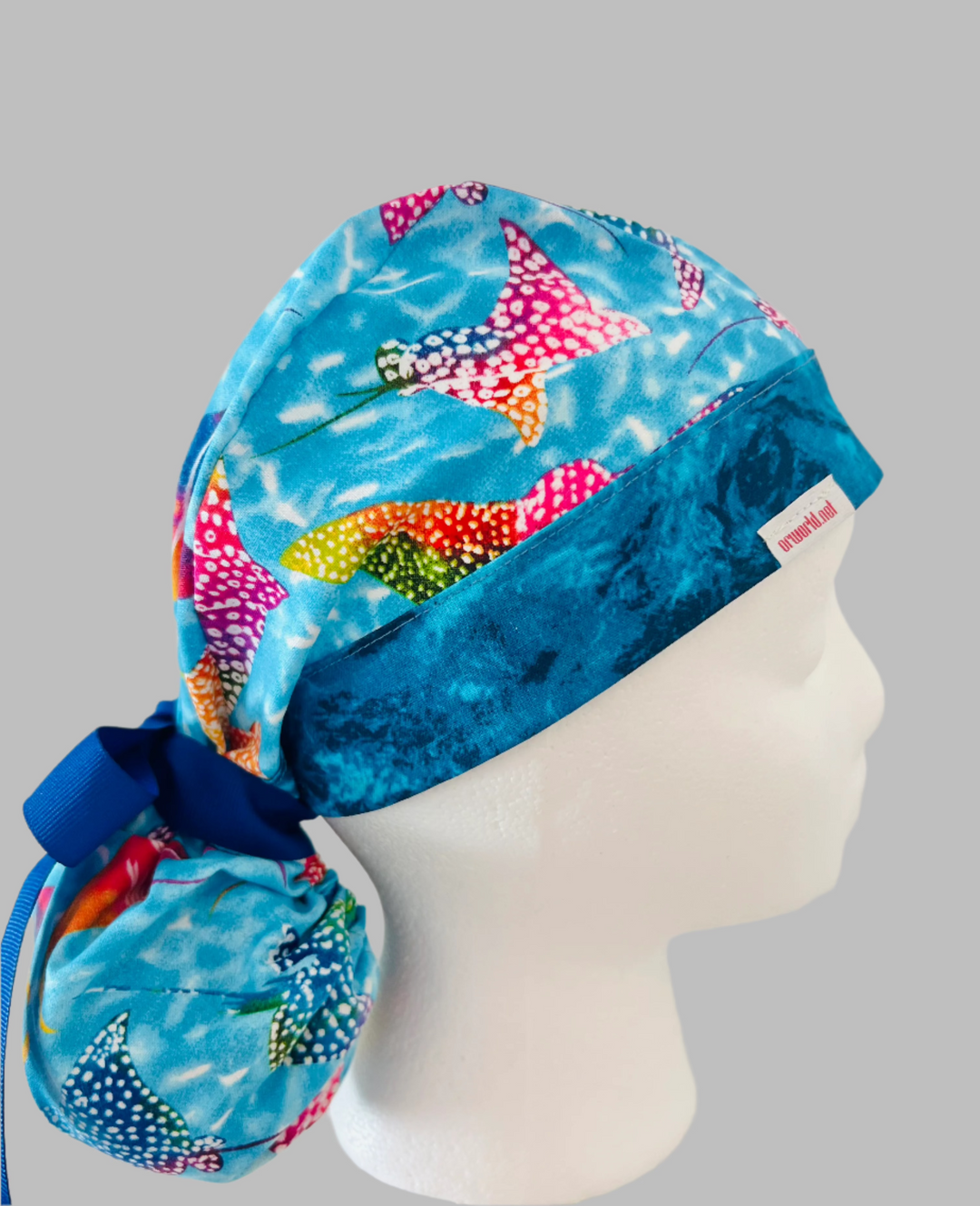 Manta Ray Ponytail Scrub Cap – Ocean Stingray Nurse Hat, Colorful Sea Life Surgical Cap, Beachy Medical Cap