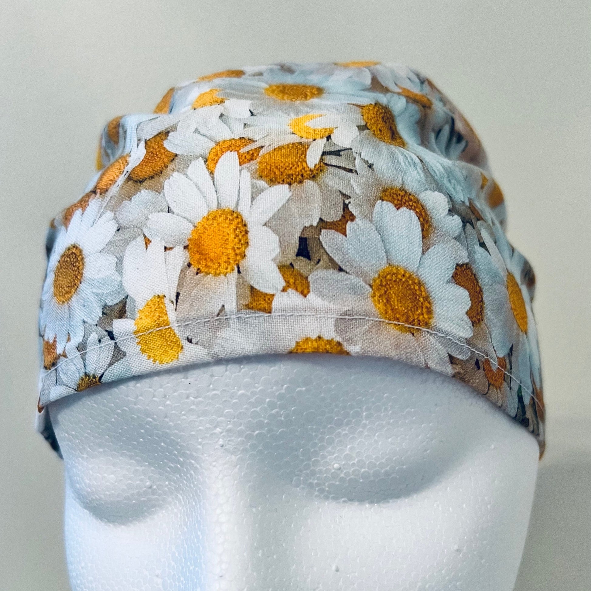 Scrub Cap-Daisies
