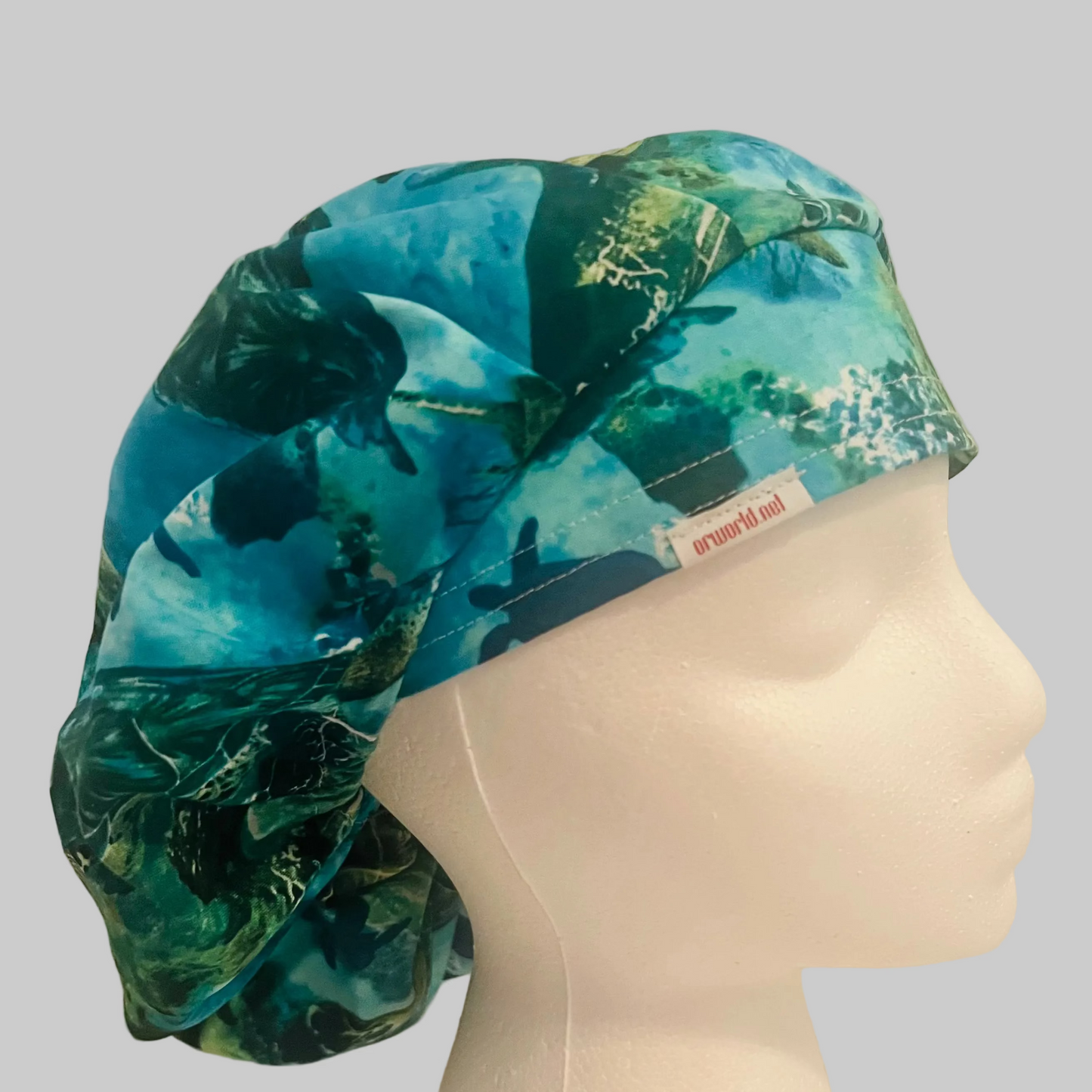 Sea Turtle Bouffant Scrub Cap – Ocean Marine Life Surgical Cap – Tropical Underwater Nurse Hat – Coastal Medical Cap