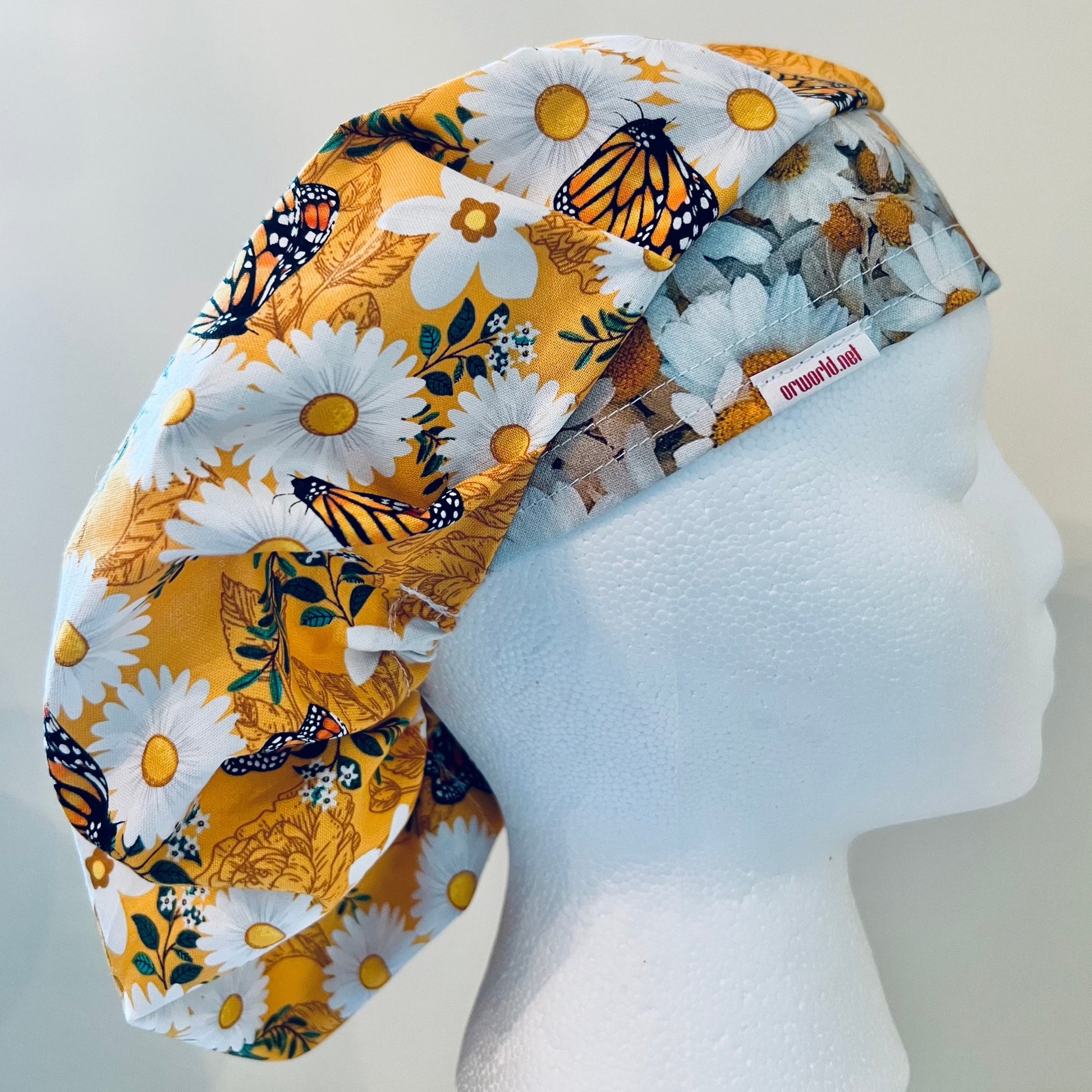 Bouffant - Butterflies and Daisies