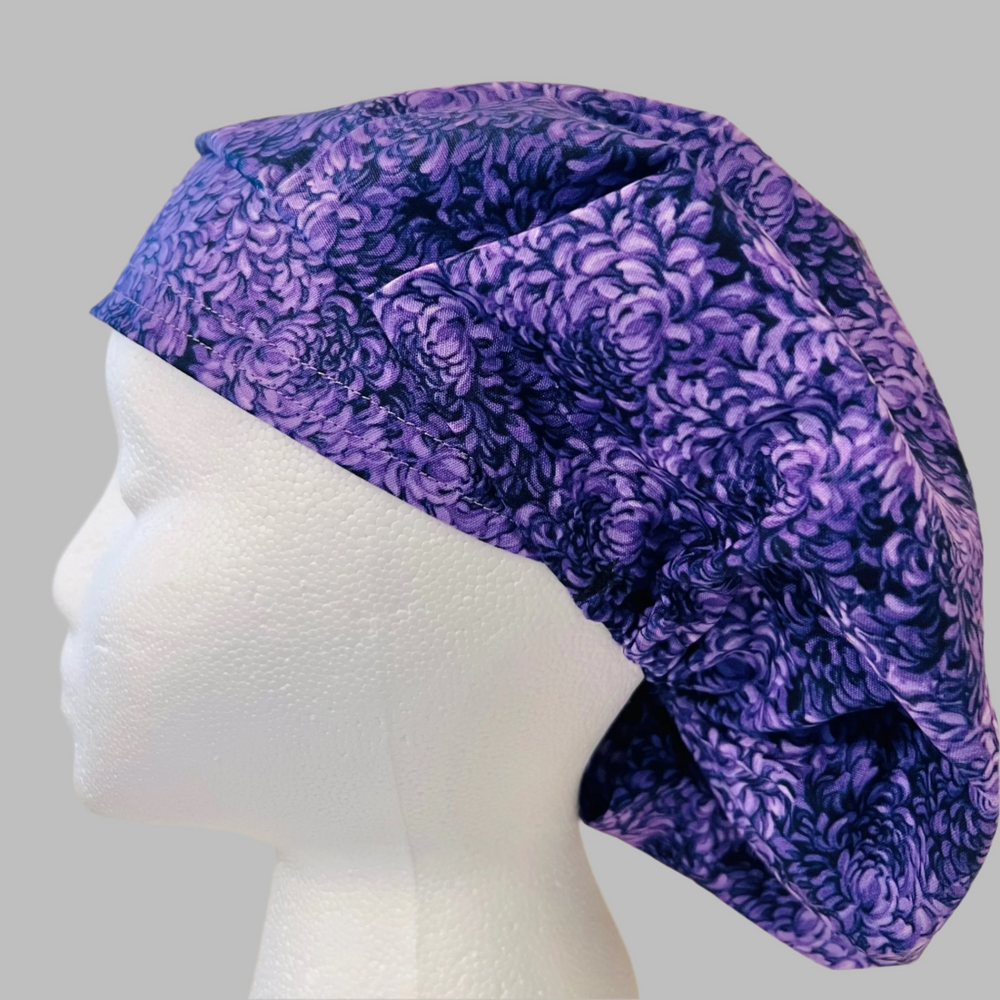 Purple Floral Bouffant Scrub Cap – Violet Petal Surgical Hat – Full Coverage Nurse Cap for Long Hair